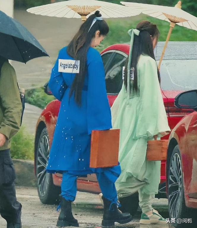 离婚不到一年，吃完黄晓明“红利”的杨颖，又回到了她的“怪圈”