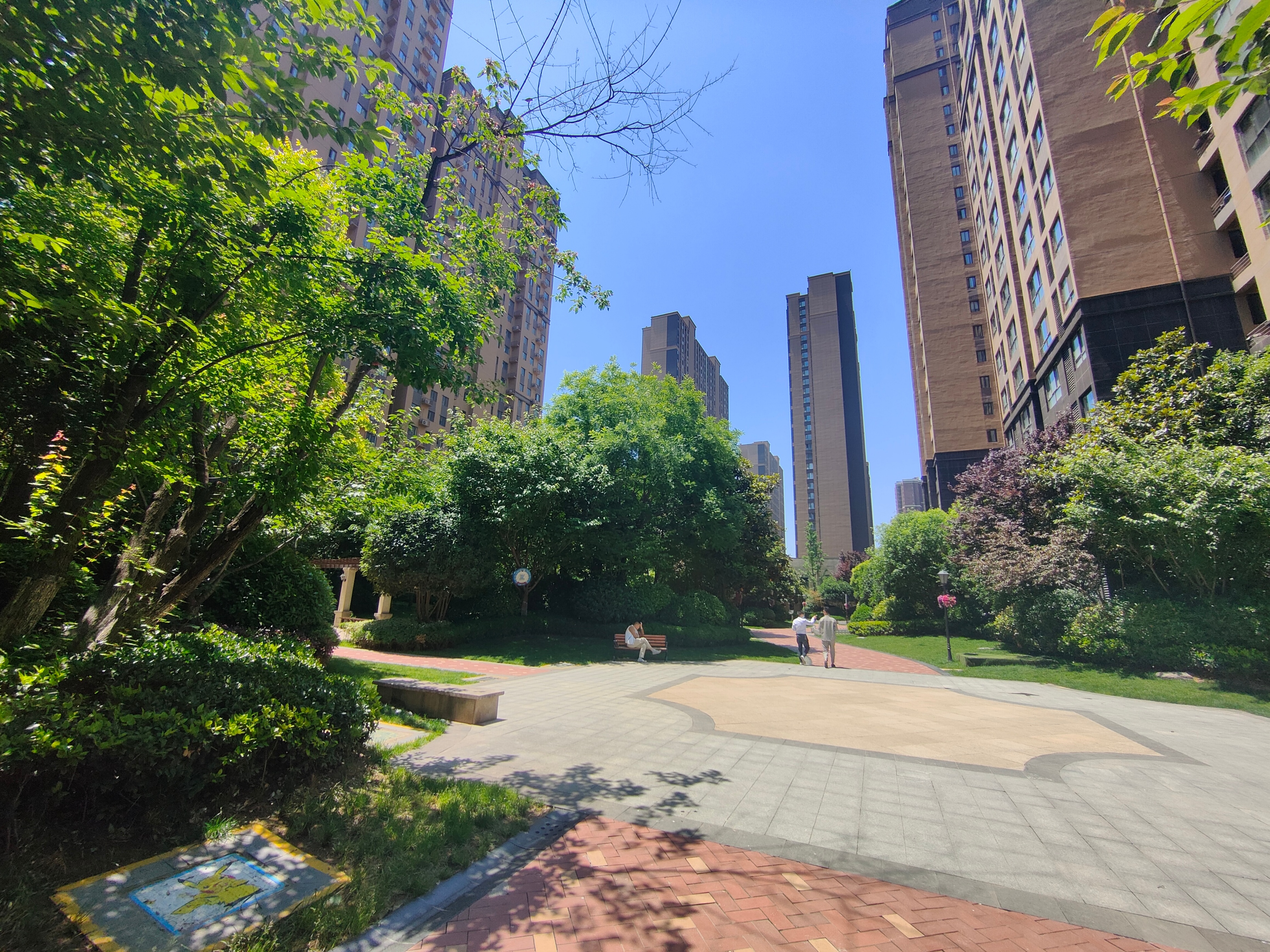 西安曲江三迪枫丹北门最新动态,曲江三迪枫丹最新视频