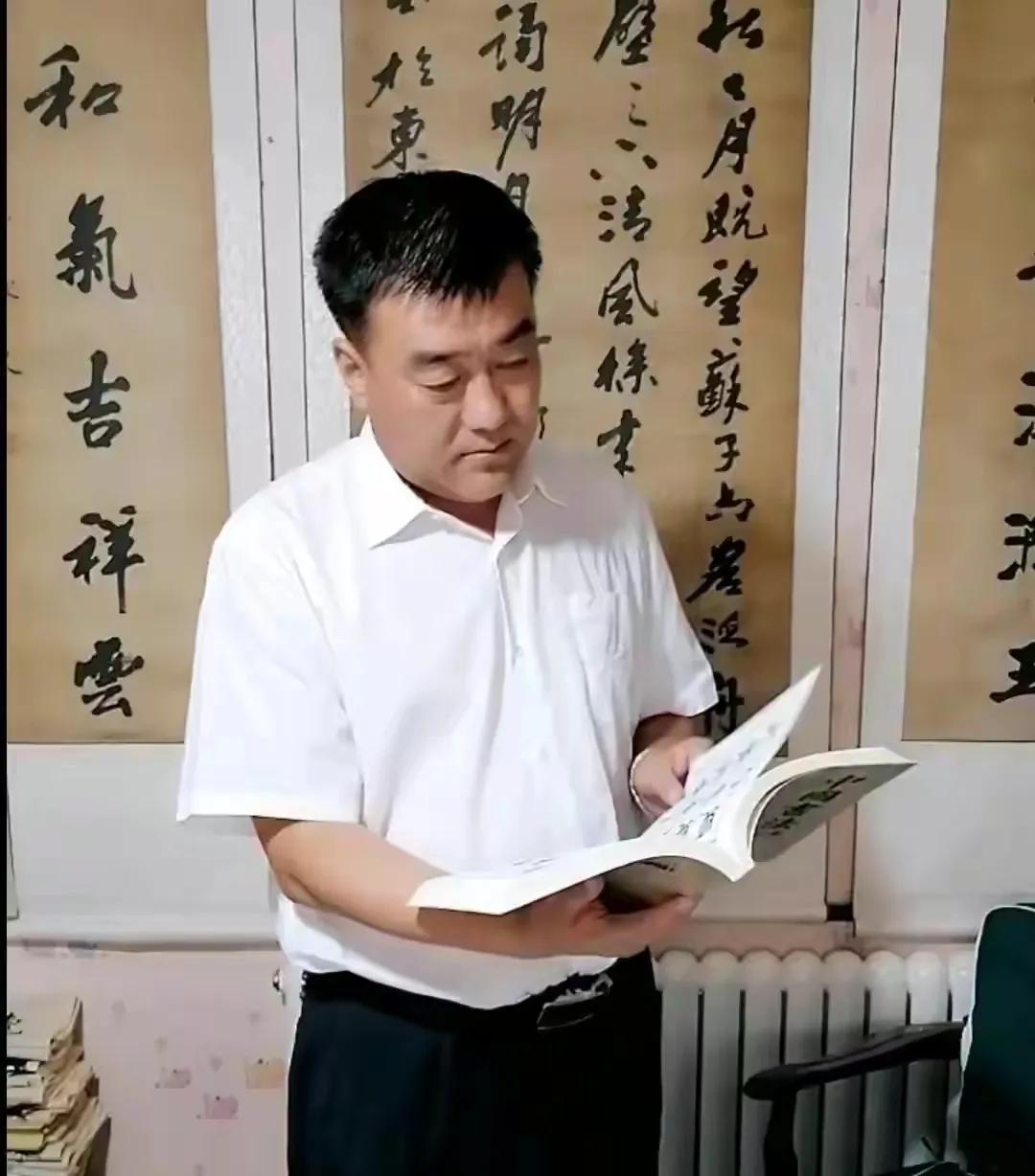 「玉兔报新春」马建国2023书法挂历