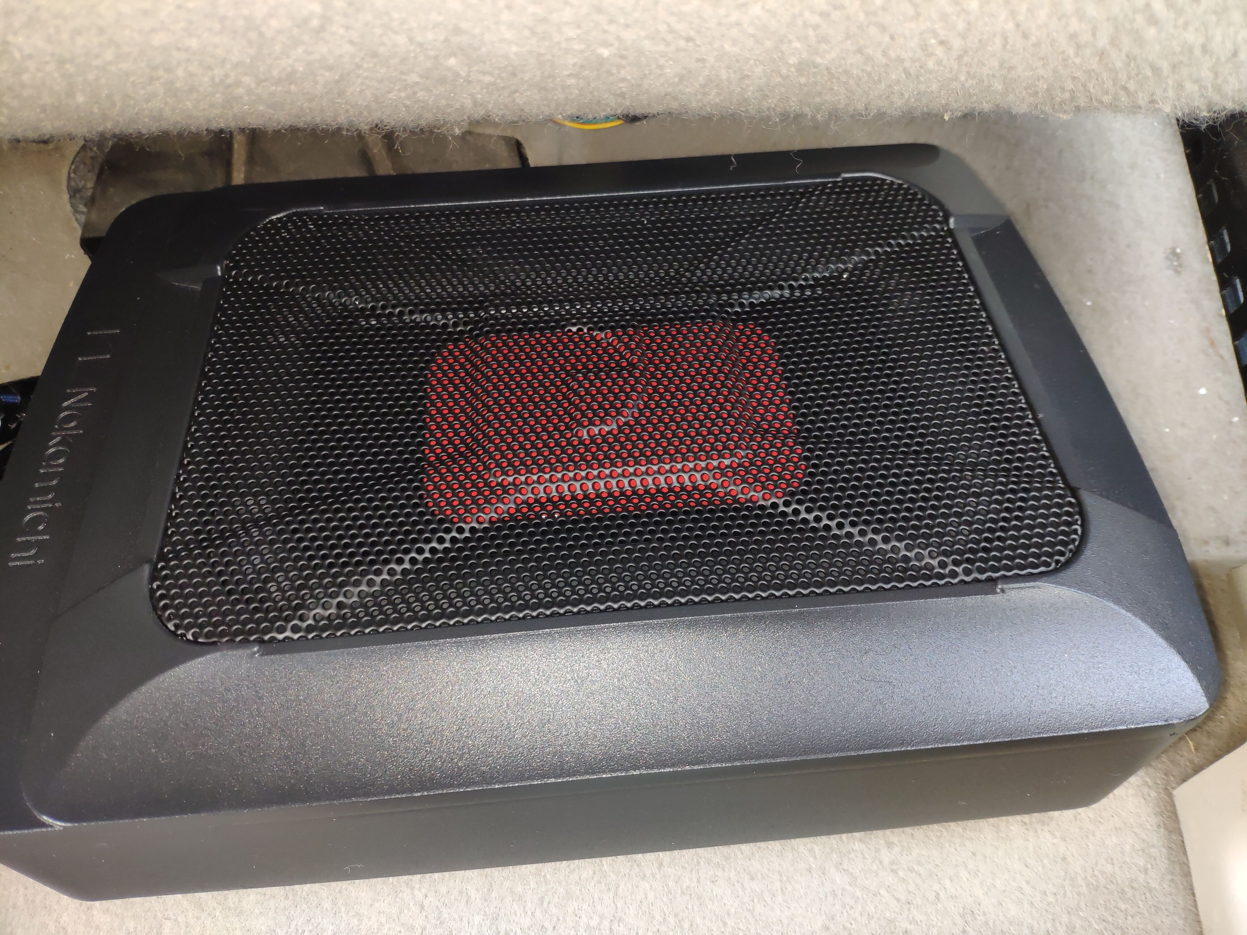 凯美瑞2.5g豪华版音响效果怎么调,2019款凯美瑞2.5g豪华版音响改装