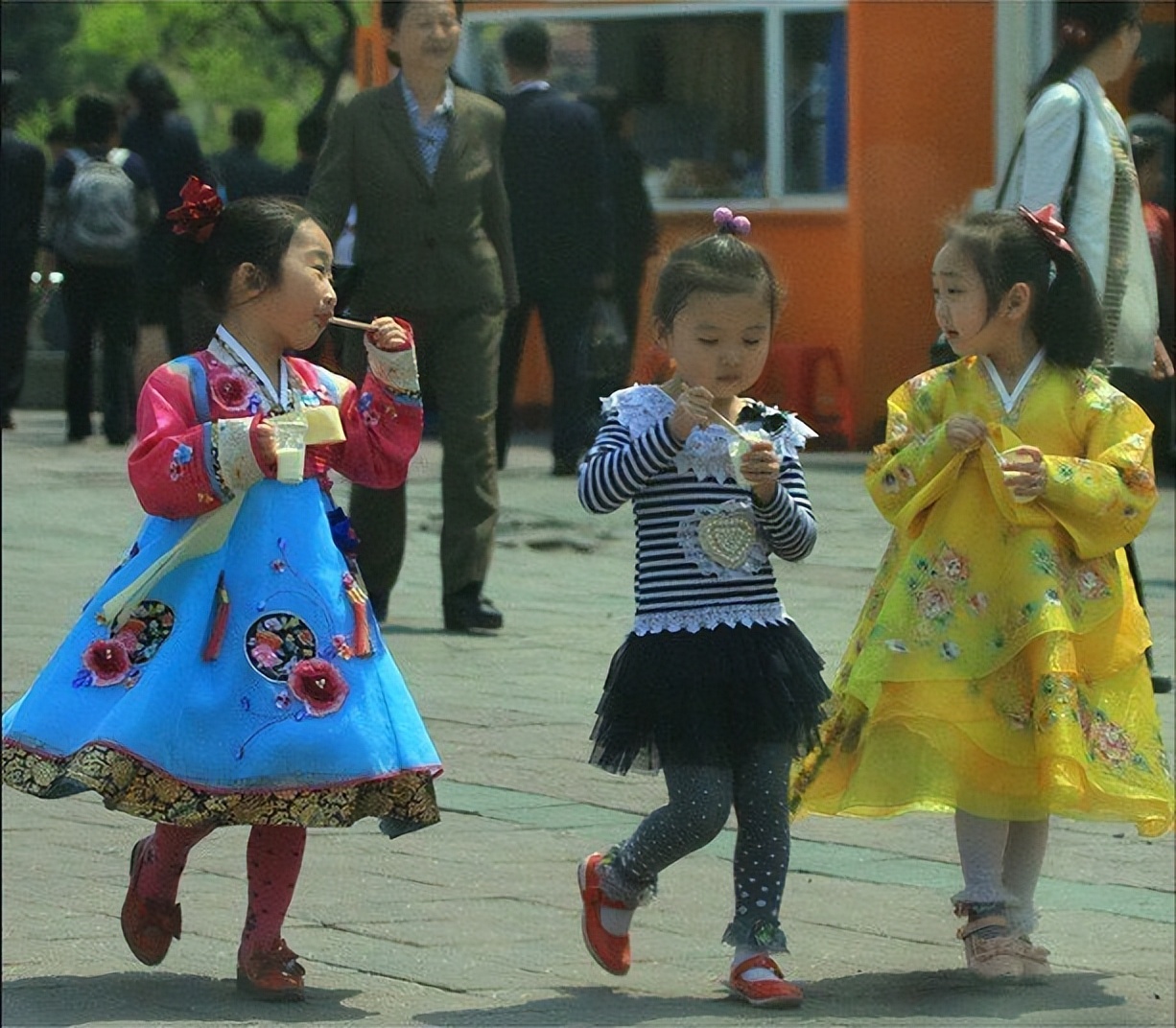 在朝鲜5000朝鲜元能买到什么,14万朝鲜元在朝鲜能买啥
