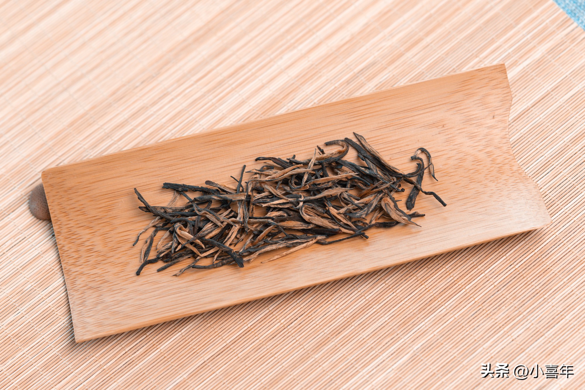 茶叶的香型是不是放香精,茶叶熟香型和清香型哪种好