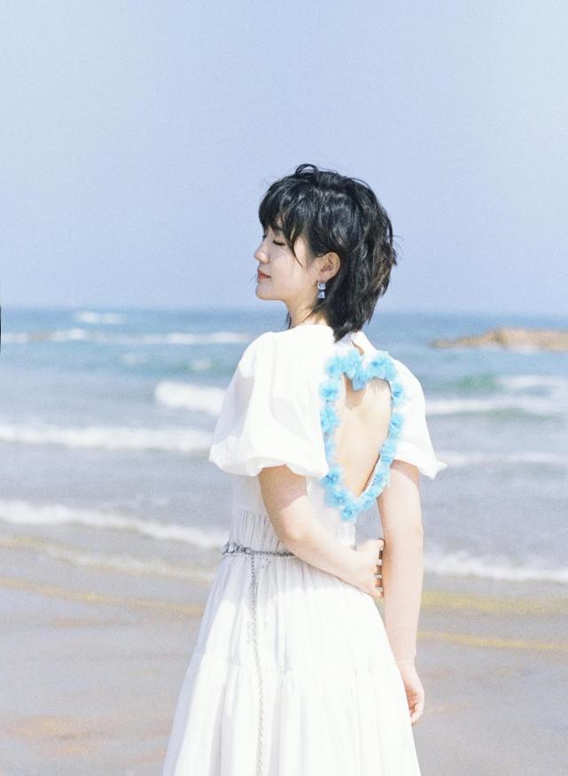 孙颖莎教练邱贻可评价孙颖莎,邱贻可孙颖莎初次见面