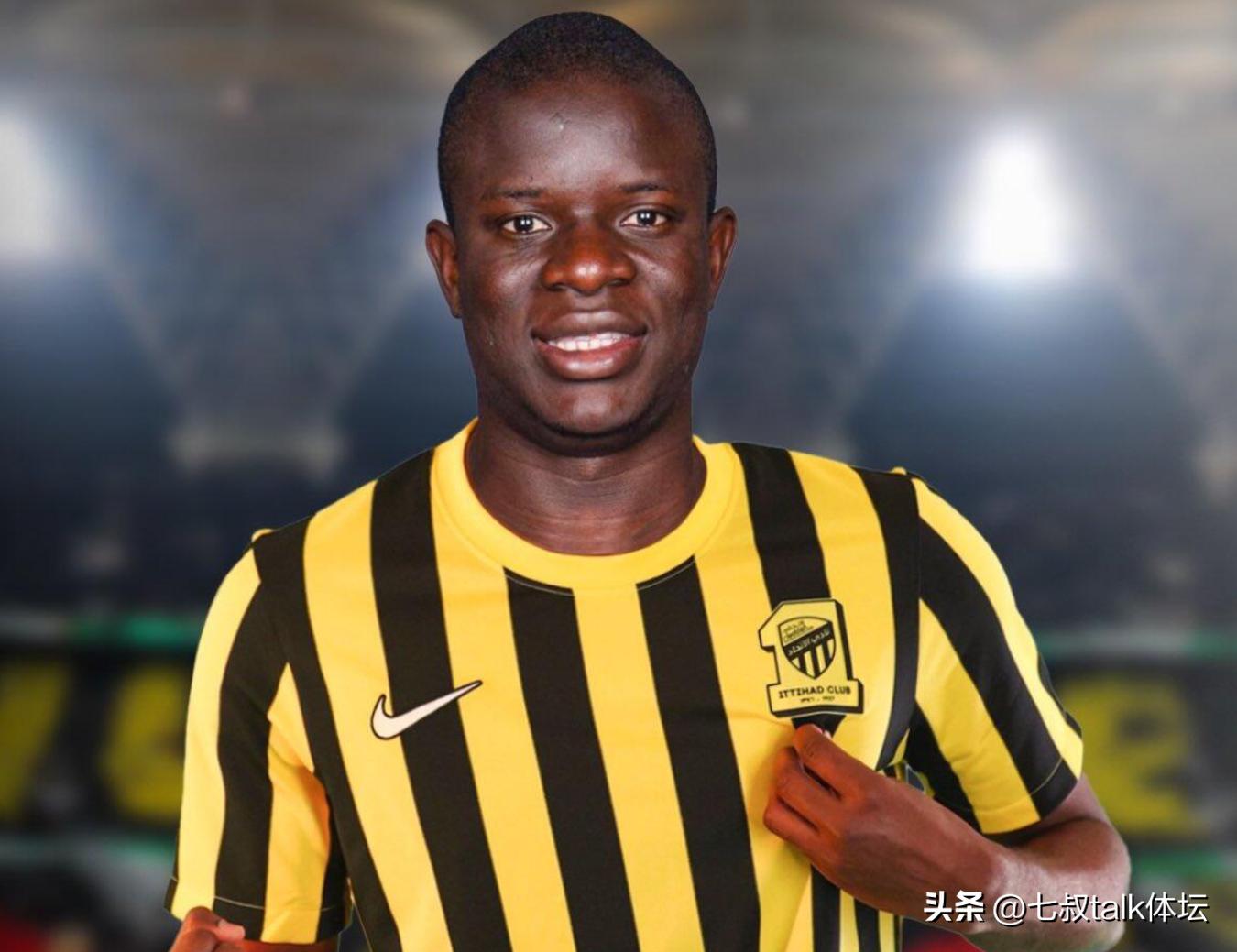 今夜足球世界抖三抖！梅西领衔转会，引爆国际足坛多桩重磅交易