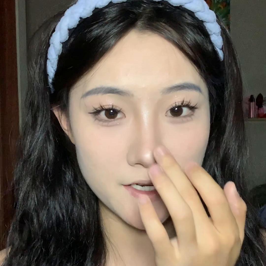 做自媒体怎么化妆,做自媒体学习化妆需要哪些工具