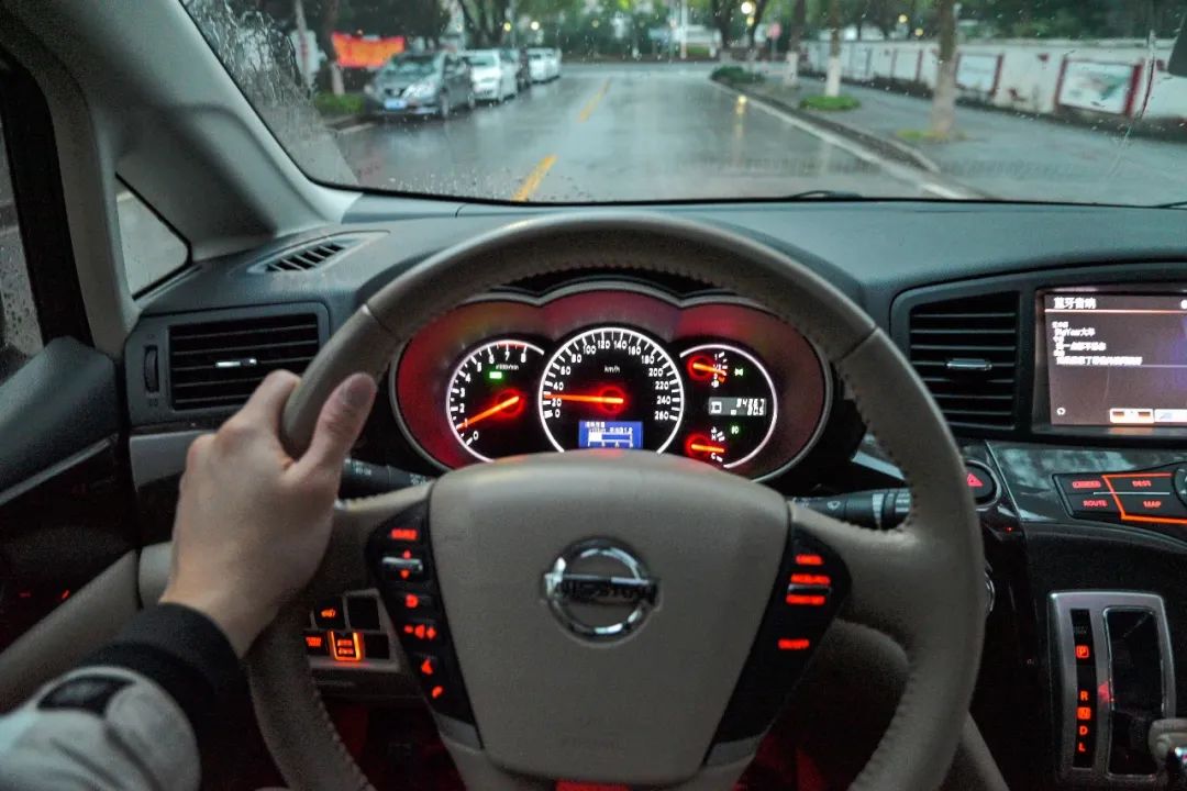 二手老款日产贵士3.5,河北省二手日产贵士