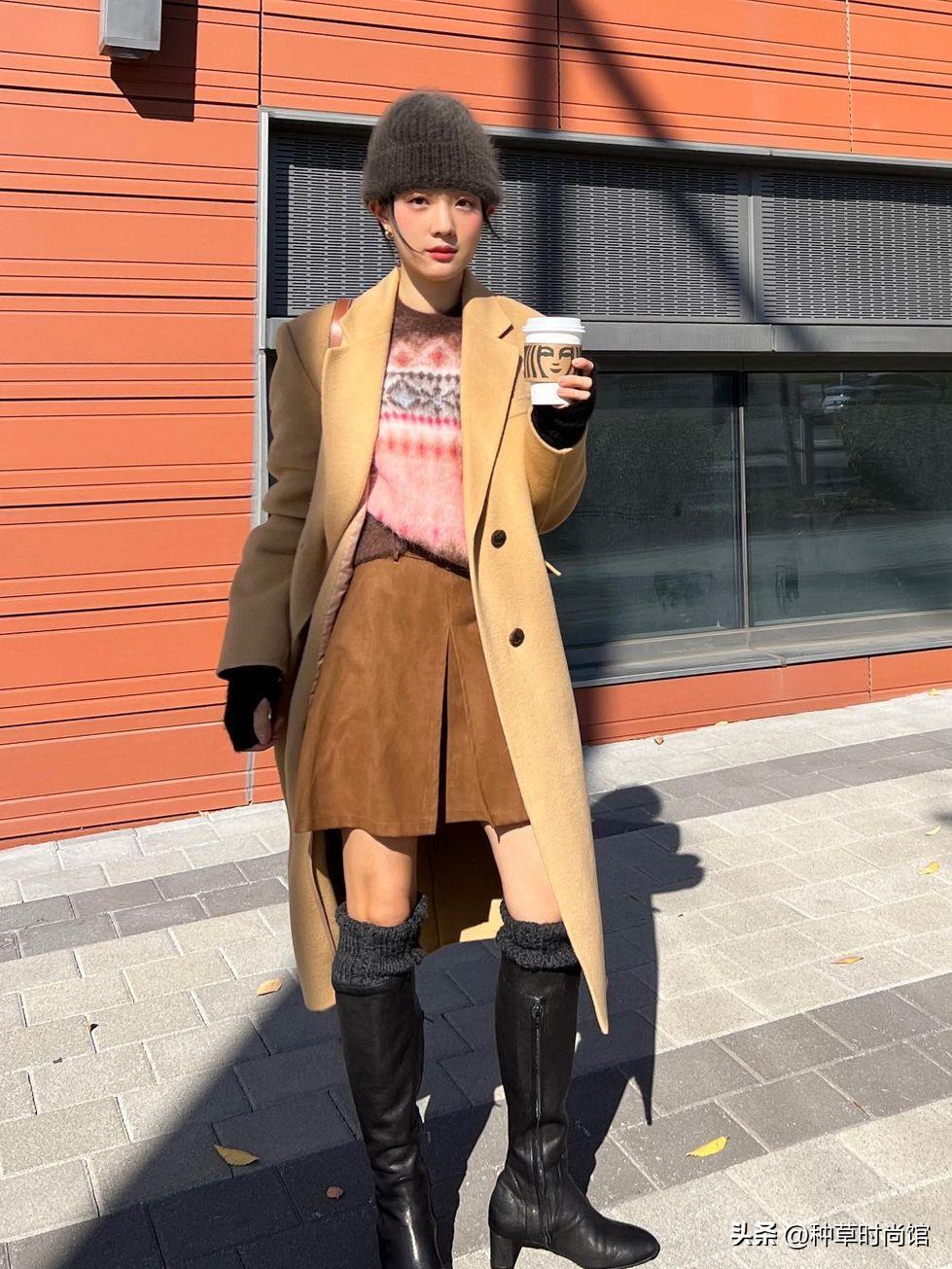韩国小姐姐冬日穿搭,拜托冬天穿短袖