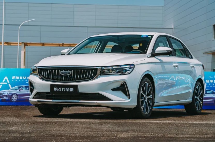 吉利帝豪第四代手动高配带天窗,吉利帝豪第四代尊贵版360度影像