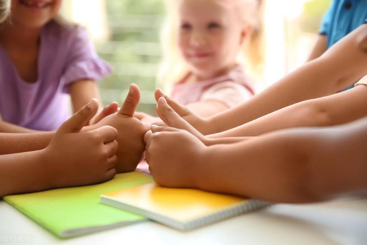 孩子胆小的原因及处理方法,孩子在学校胆小不敢说话怎么克服