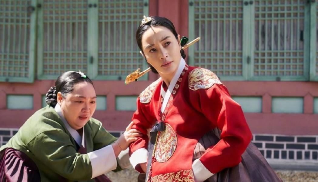 韩国古装剧抄袭凤冠,甄嬛传抄袭孝庄秘史