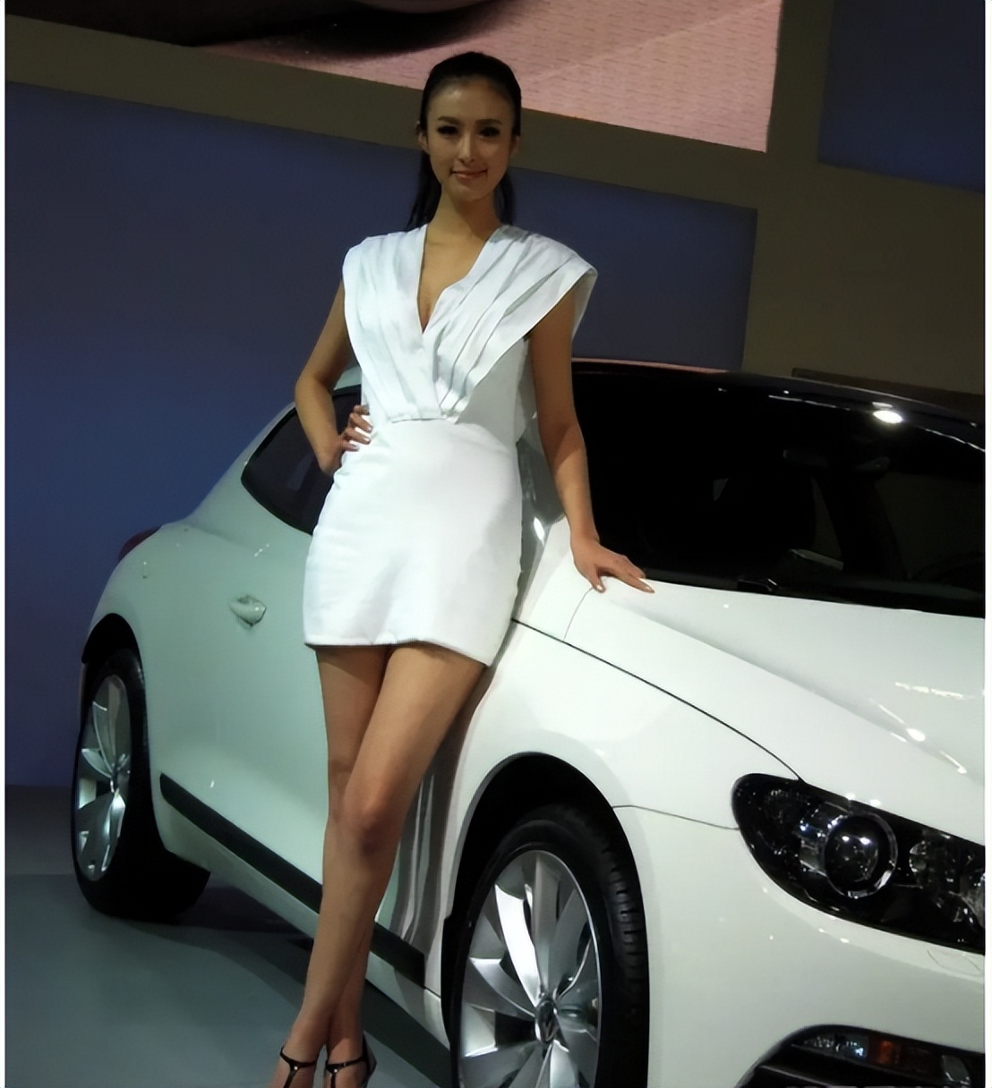 兽兽车模事件,车模兽兽现在过得咋样