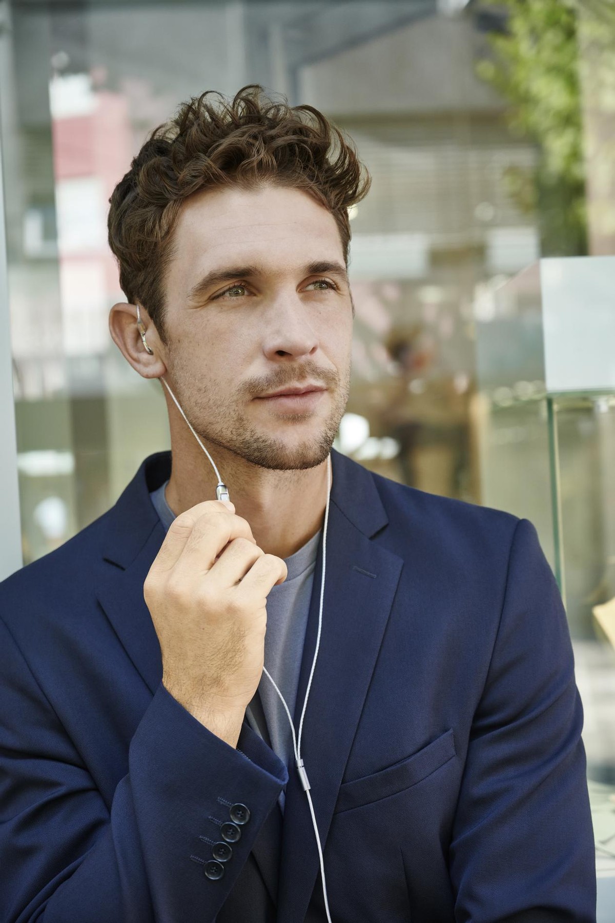 九段在前线！万众瞩目顶级德*旗国**舰耳机拜雅榭兰图二代正式发布！