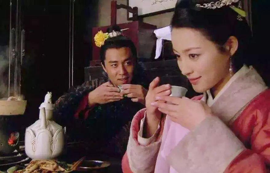 渣男西门庆，靠结婚完成财富积累，男人对感情的功利心都写在脸上