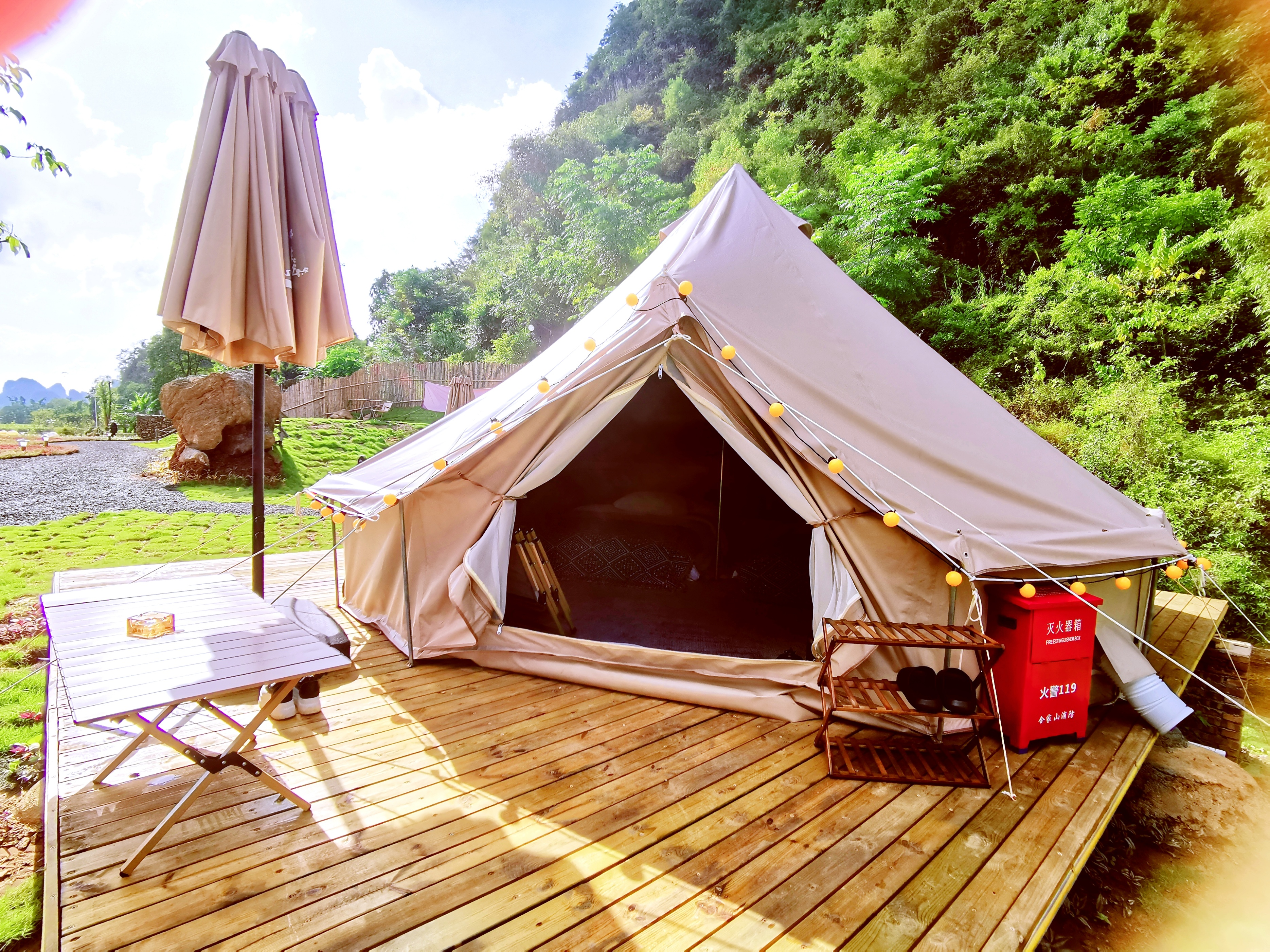 清远英德峰林晓镇精品露营地,清远英德湖畔野奢露营
