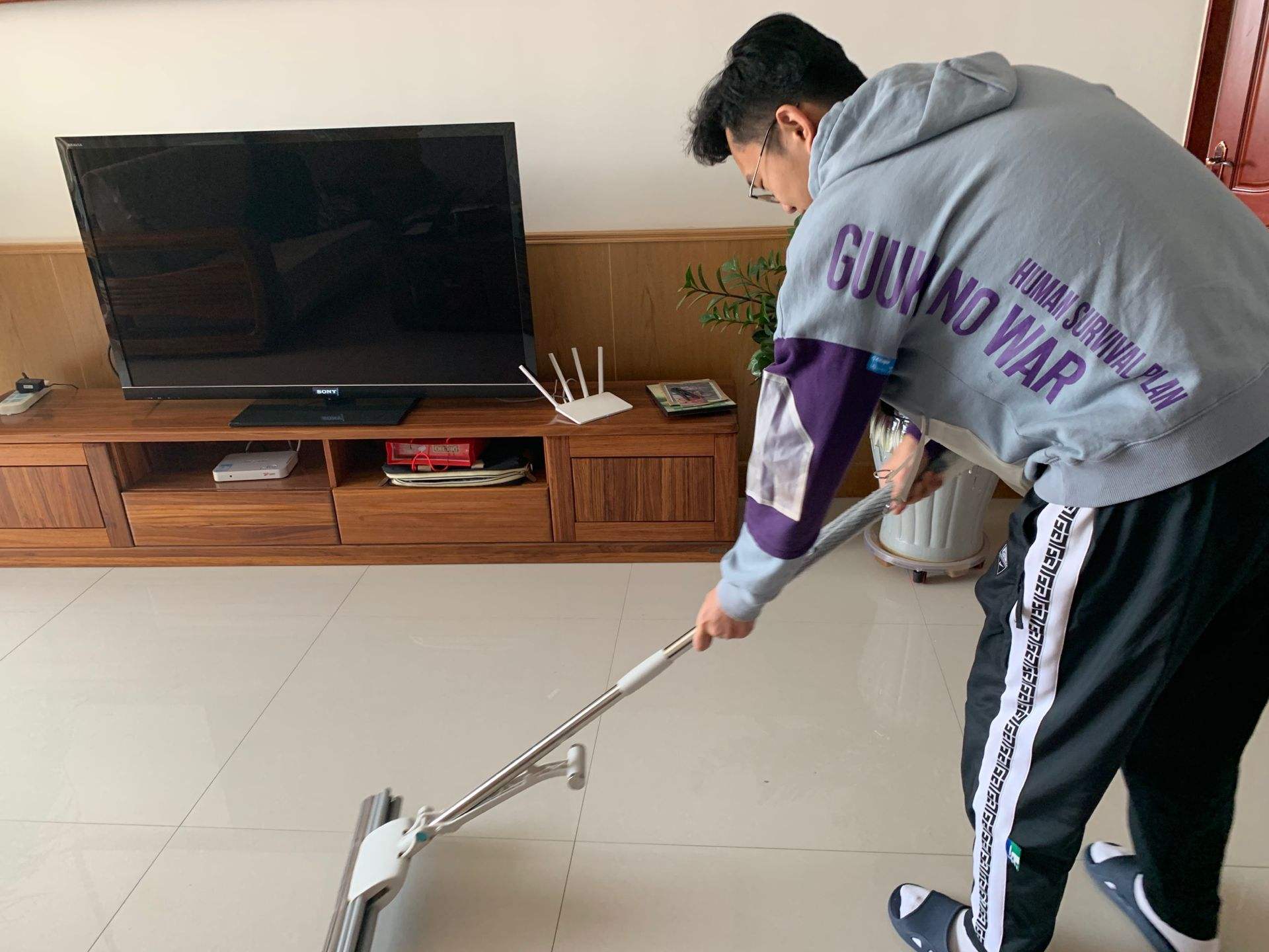 正月初五先送穷神还是先迎财神,初五迎财神为什么要说破财神