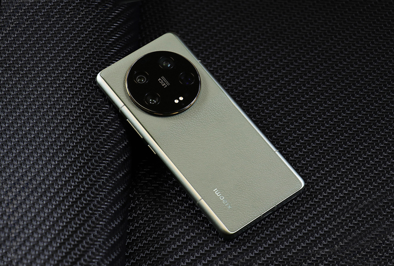 vivox70pro+和小米11ultra,vivo手机和小米手机哪个拍照好