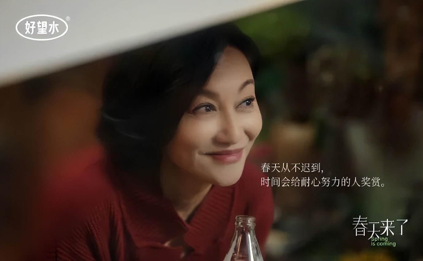 关于春天有深度文案句子,春天油菜花开简短走心文案