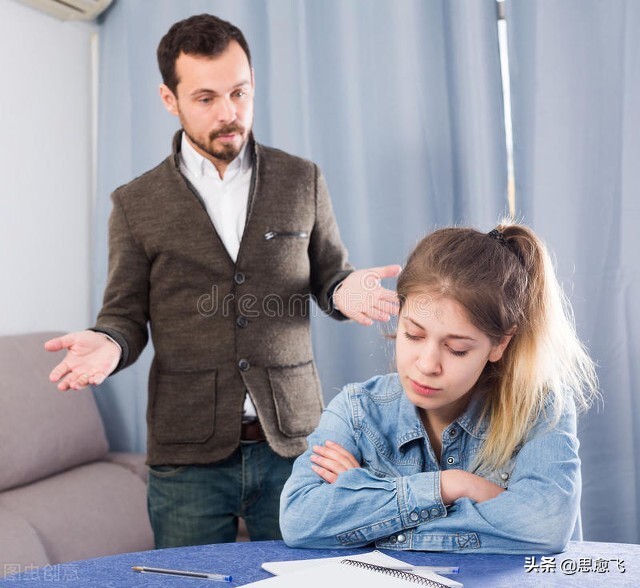 12岁女孩和爸爸相处禁忌,12岁女儿跟继父水火不容