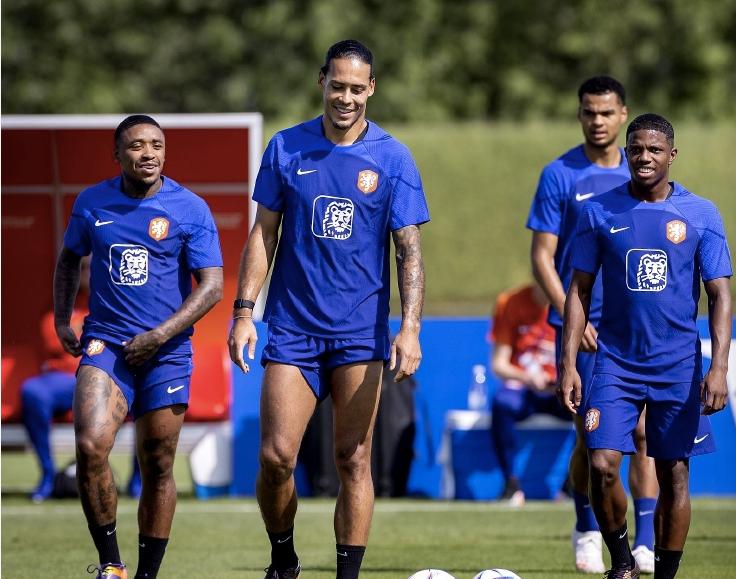 世界杯塞内加尔vs荷兰几个角球,世界杯塞内加尔vs瑞士