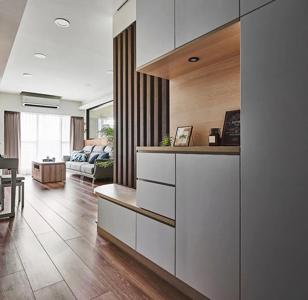 玻璃隔断在家居设计中的运用,半墙玻璃隔断好看又实用