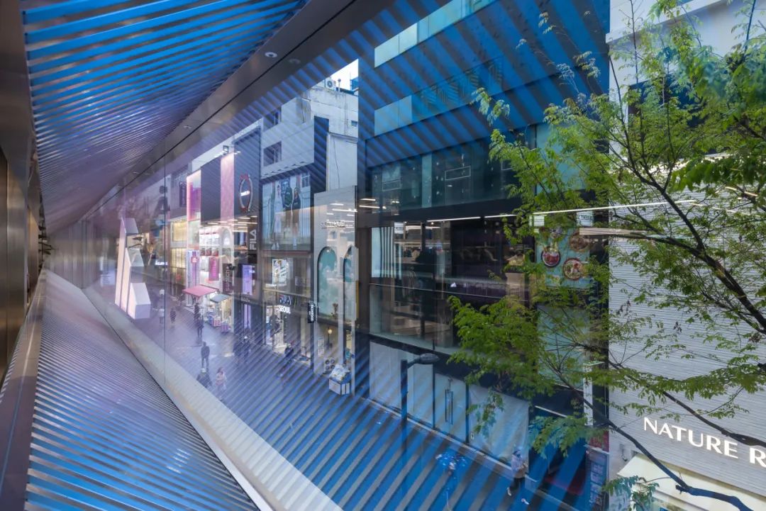 万社设计靠谱吗,首尔adidas旗舰店