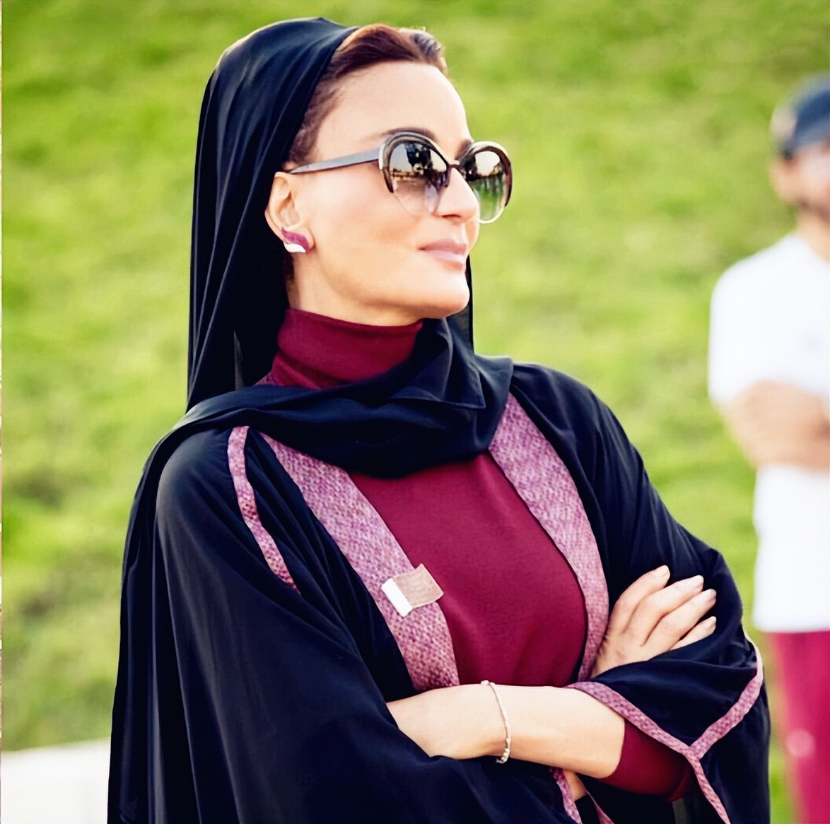 卡塔尔王太后气场,卡塔尔王太后英国女王