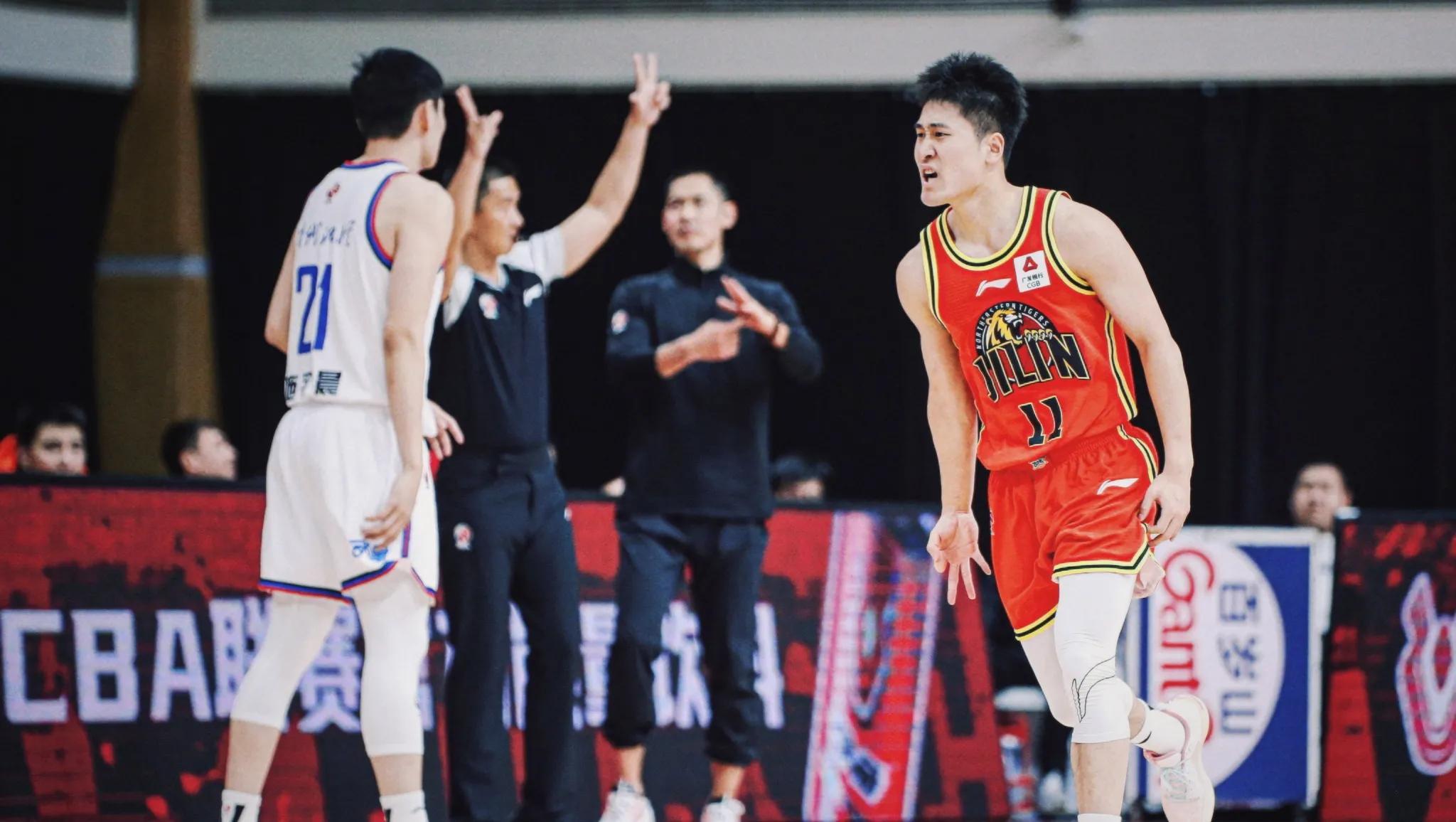 刘泽一场均多少分,刘泽一多少分