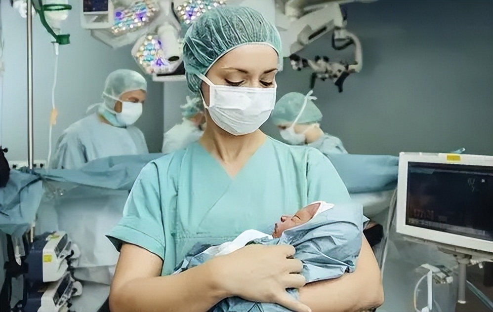 美国真实版拇指姑娘,拇指姑娘出生时图片