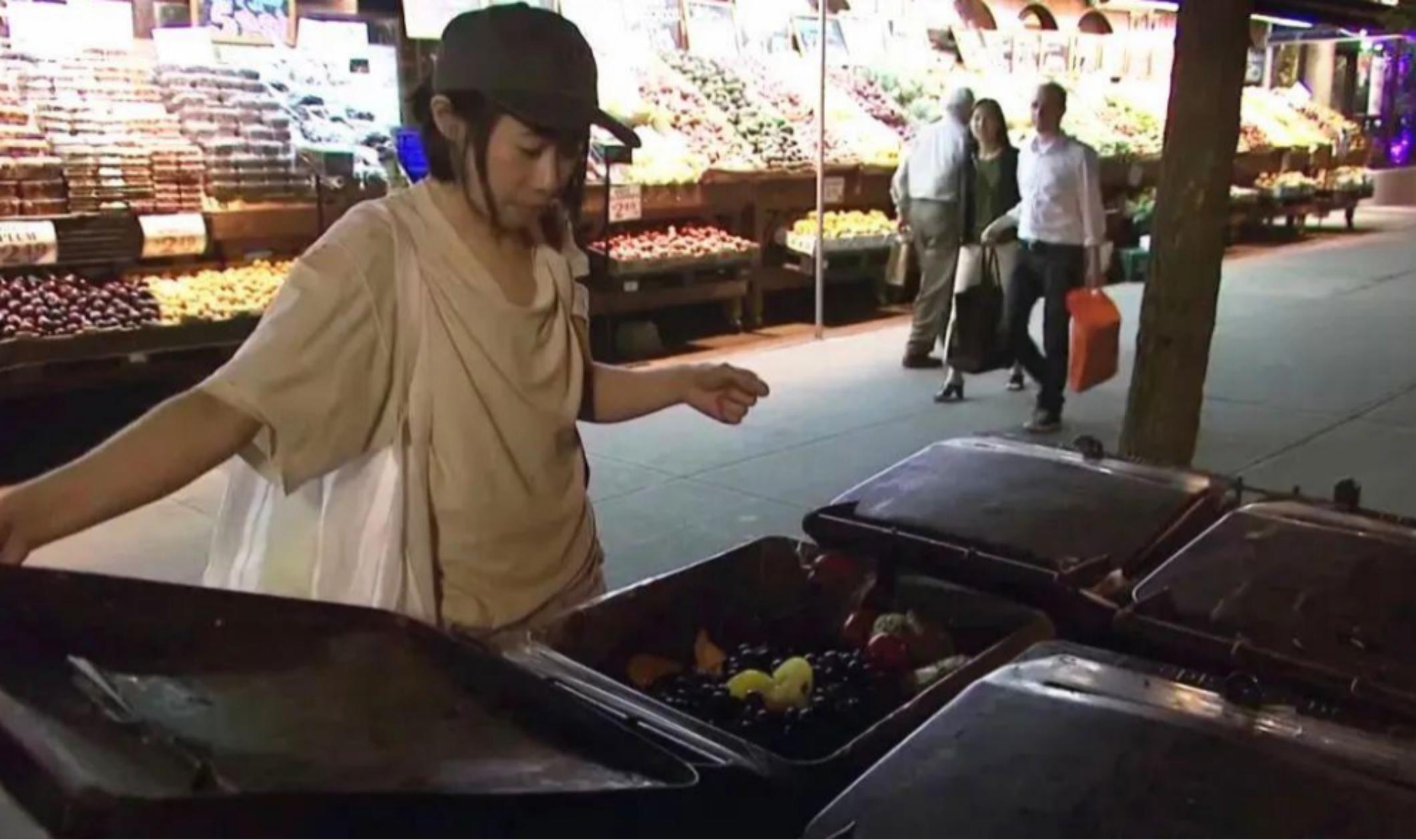 女白领十几年不买衣服,女白领二十年不买内衣