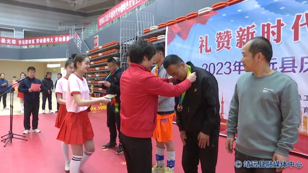 靖远县工运杯篮球比赛直播,建功新时代奋斗新征程篮球比赛