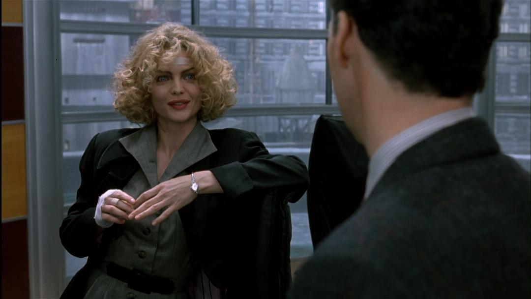 眼镜女郎的美，老电影都拍不出来