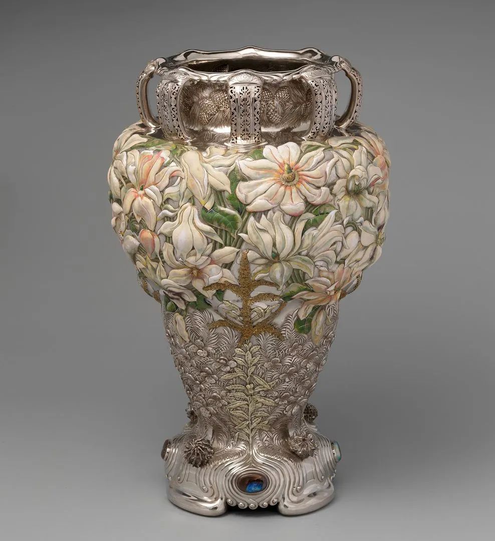 作品特火人不火?这次终于藏不住了!给你深扒这位低调传奇大师