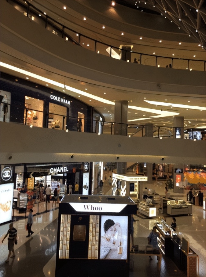 免税店购物体验的重要性,免税店购物天堂真的能造吗