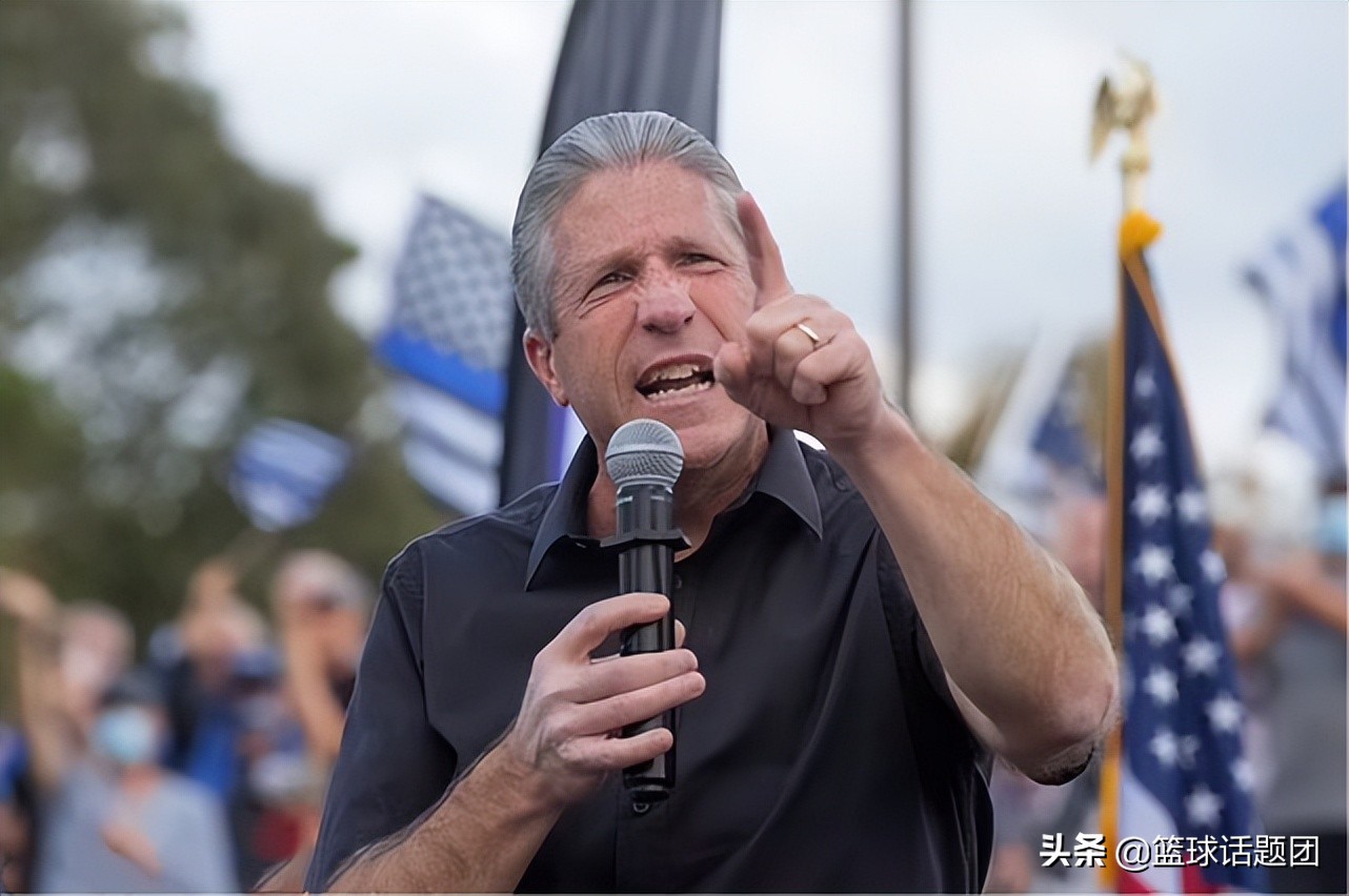 篮网内讧欧文威胁蔡崇信,fbi调查涉华贪污