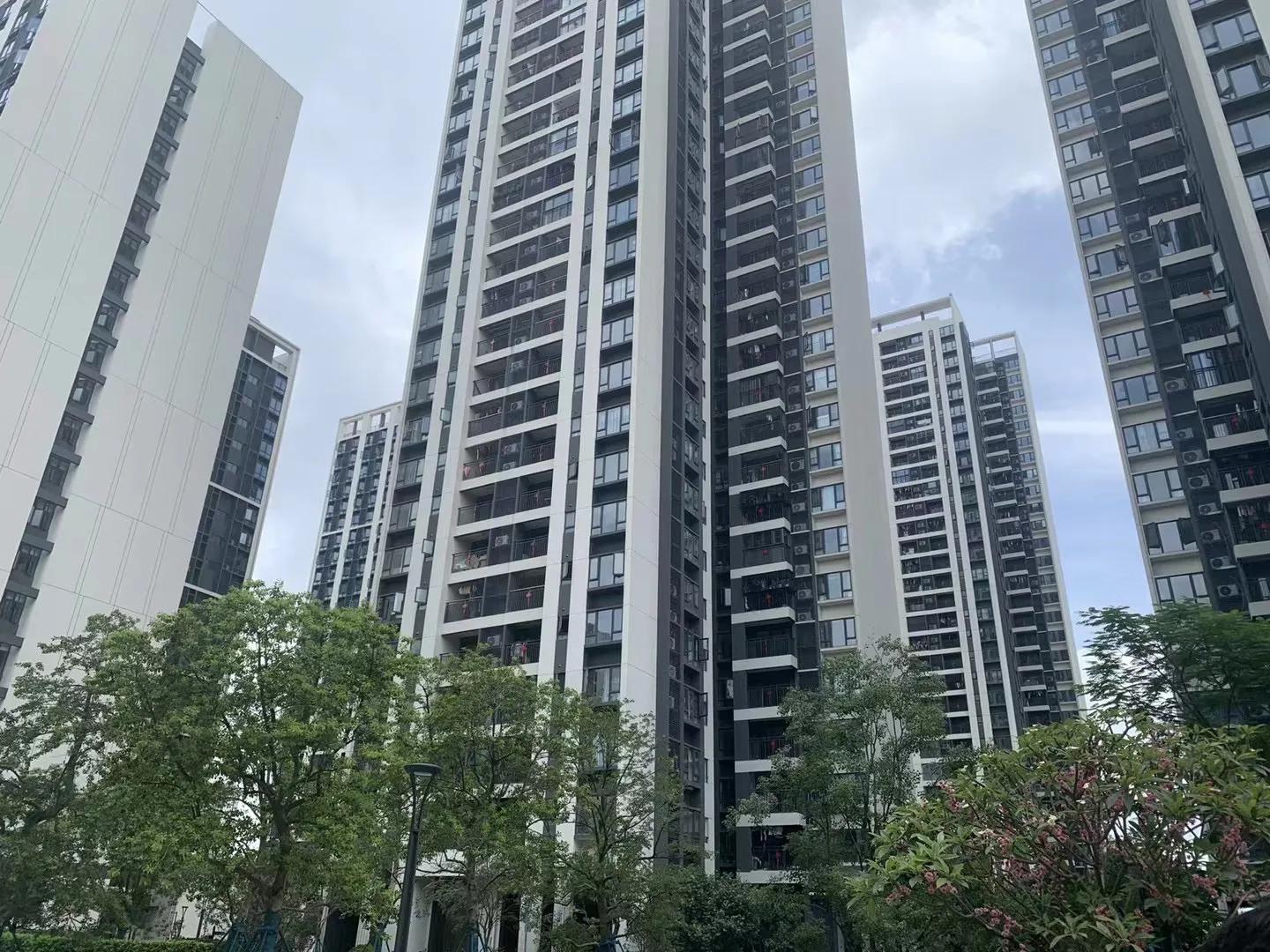 保利佛山住宅3万一套带装修,佛山保利地铁口公寓租多少钱