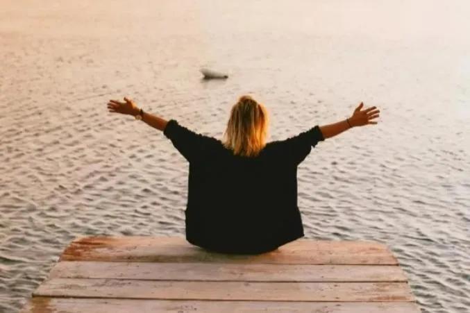 真正让女人死心的两个字,让女人死心的5个动作