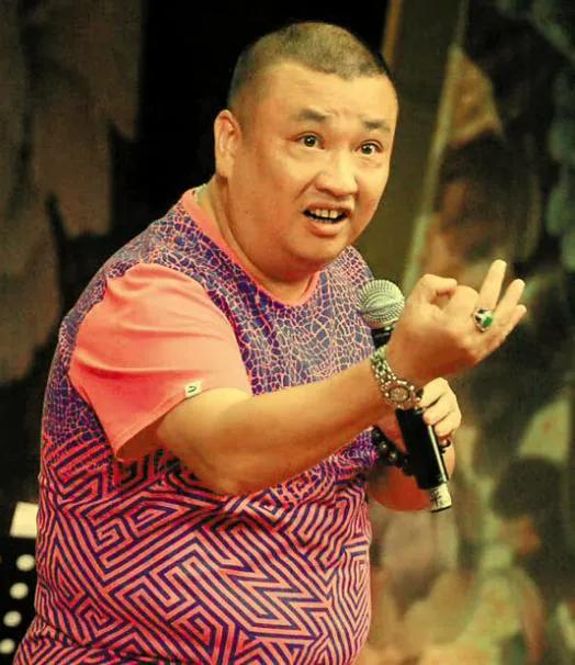 陈坚雄去世后留下多少财产,陈坚雄安葬后遗孀遭网友抨击