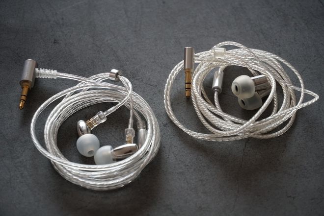 面对微型有线耳机的音质，我手里60个真无线全部投降