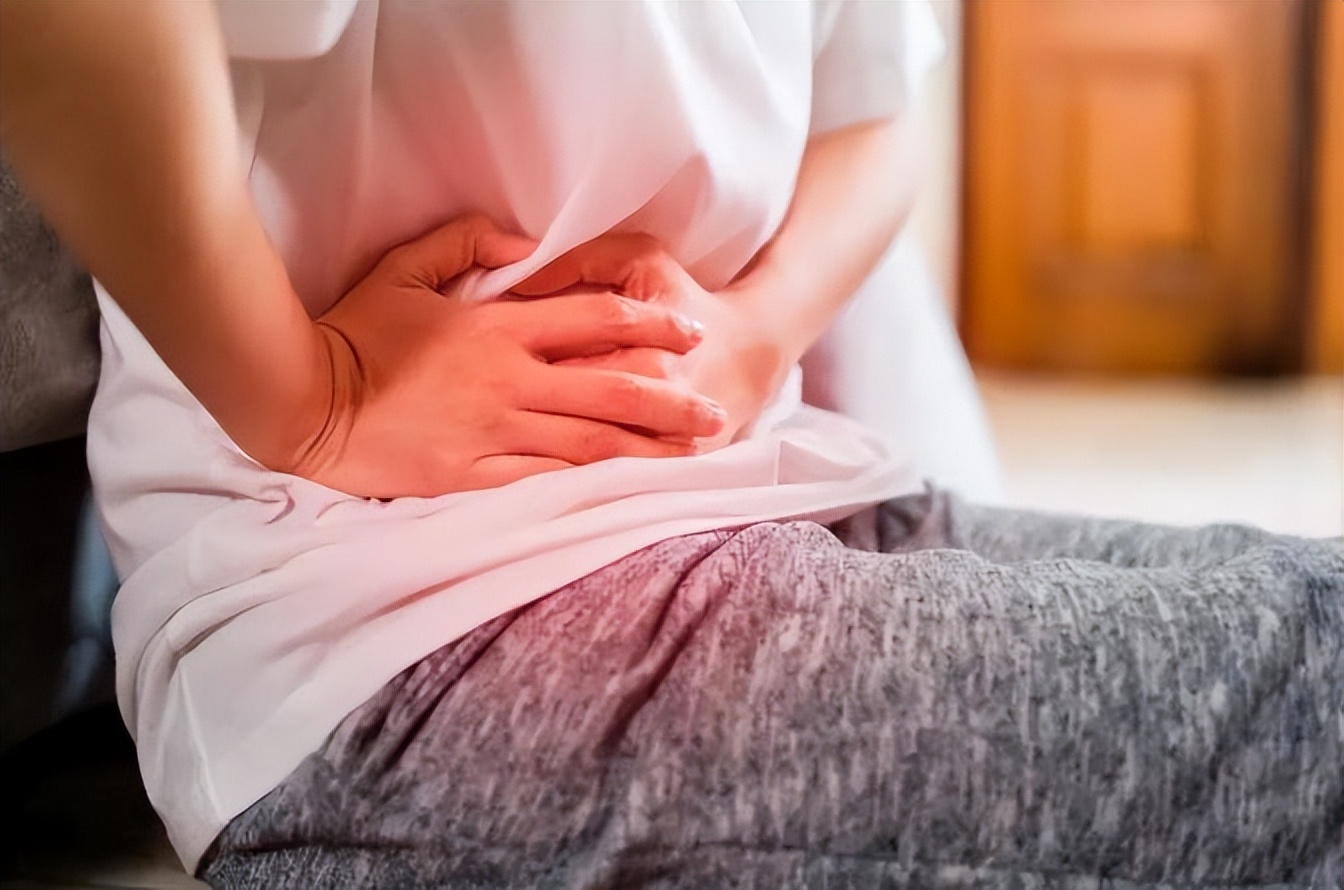 为什么只有人类女性有月经,女人独有的月经究竟有什么作用