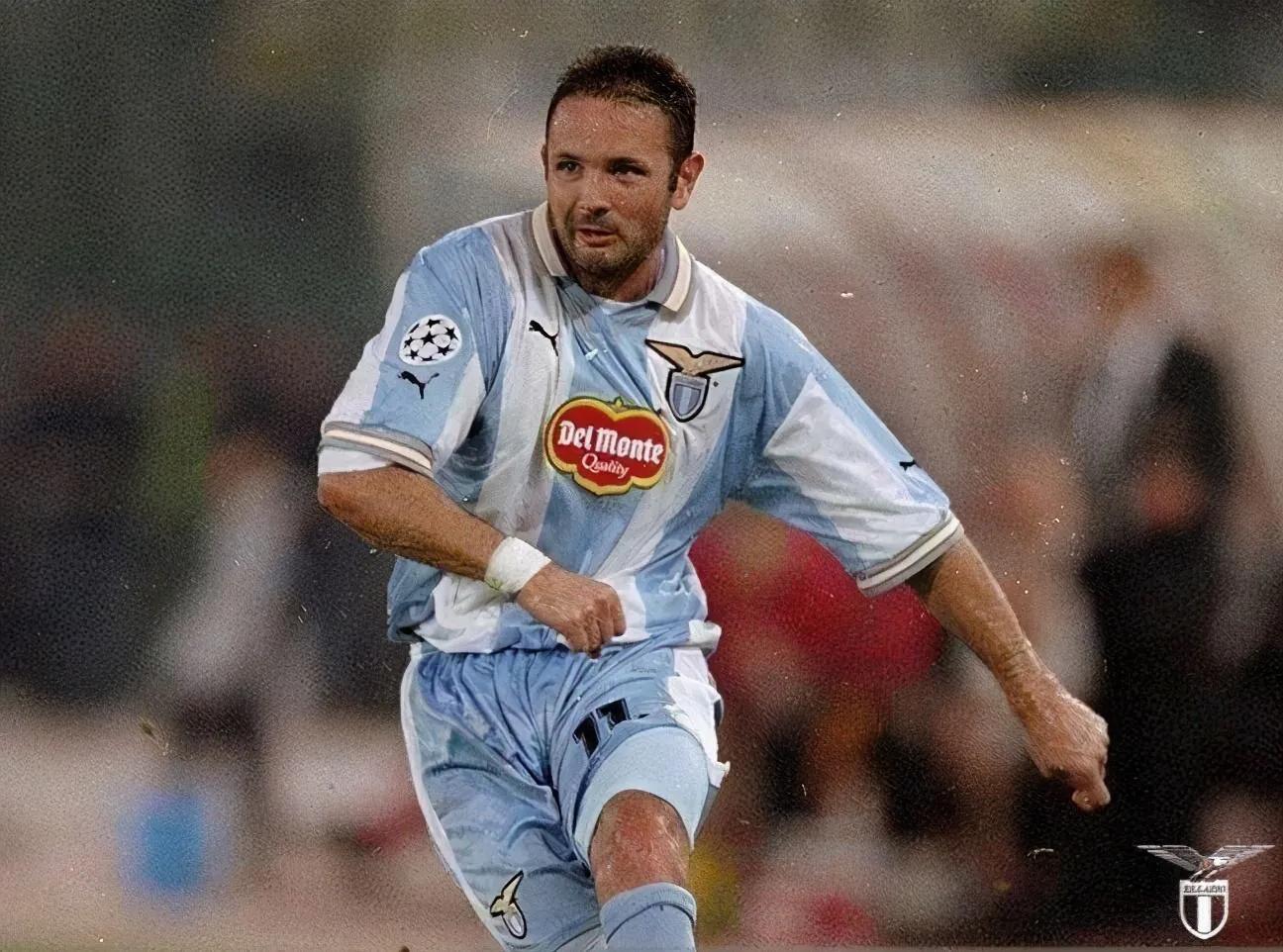 当代足球巨星有谁,足坛现役任意球大师