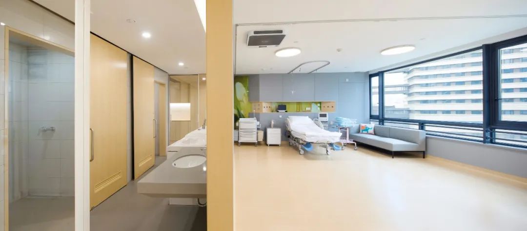 花园式医院设计效果图,医院空间设计简洁温馨