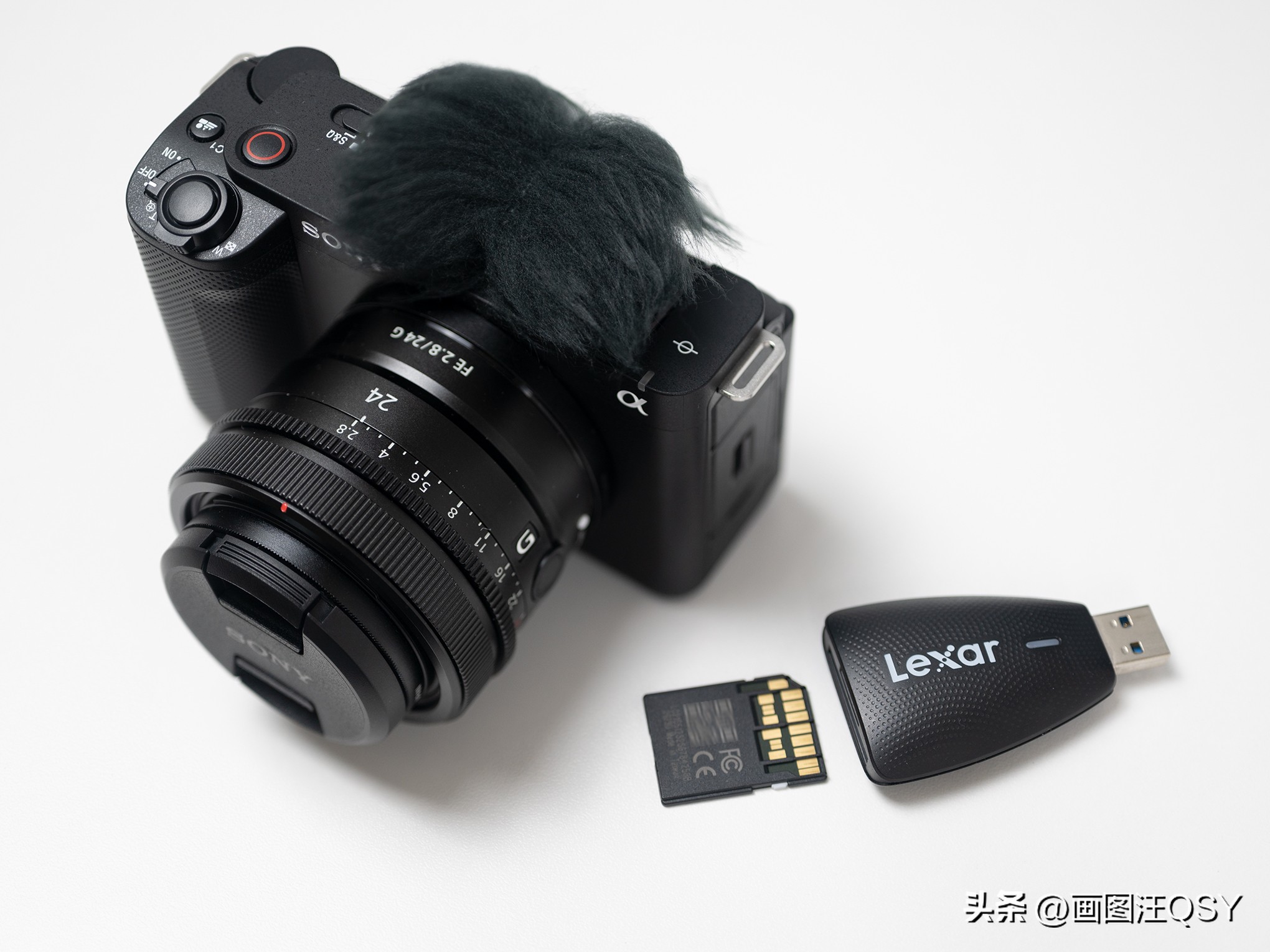 技术不够装备来凑，索尼ZV-E1真定位新手？Vlog初学者心得分享