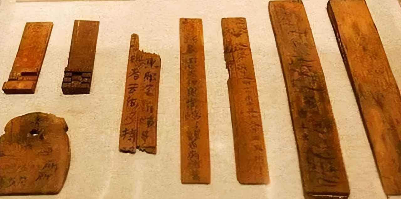 关羽之死真相图片,关羽兵败原因竹简20字