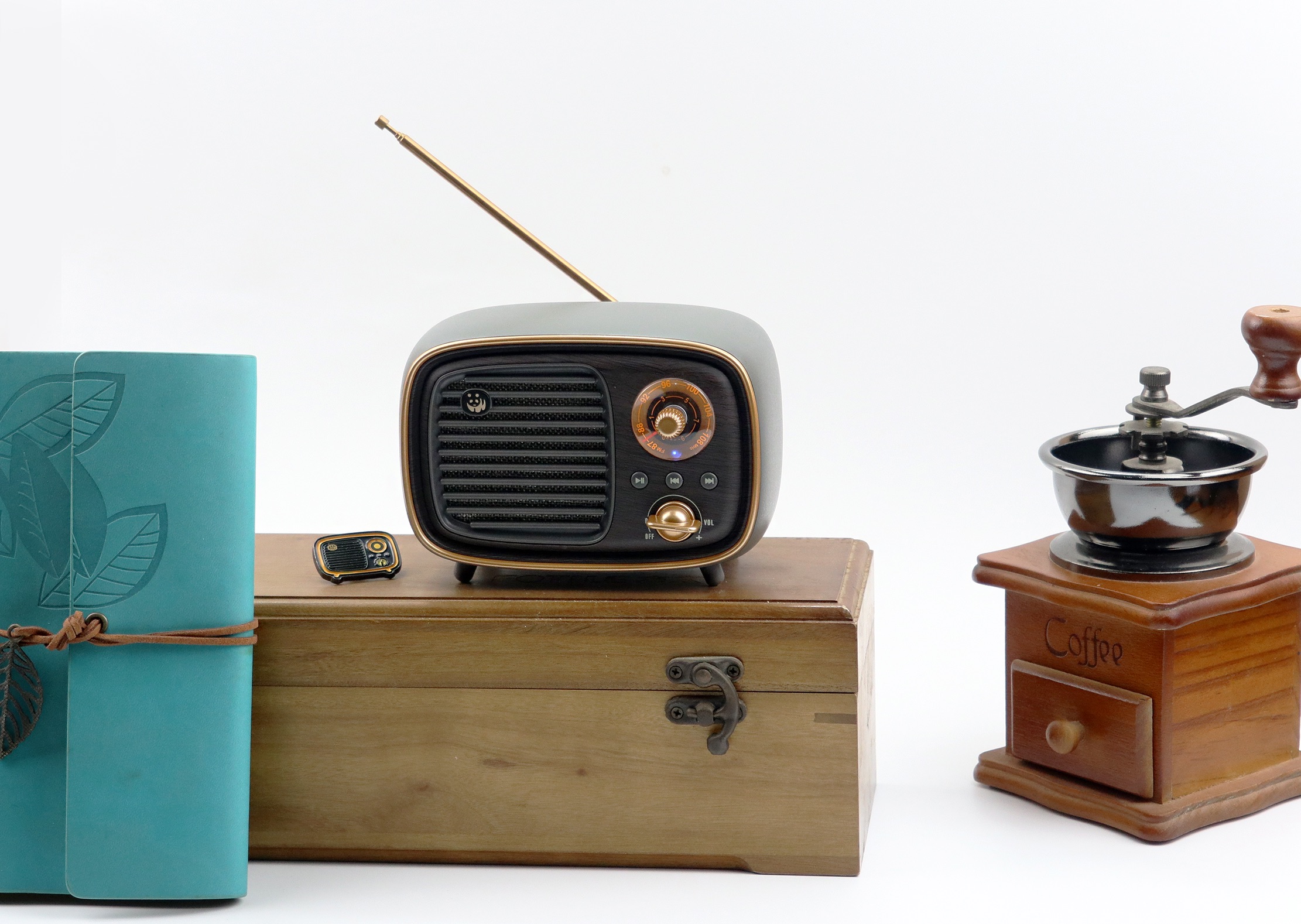 熊猫复古收音机1936评测,复古熊猫音响