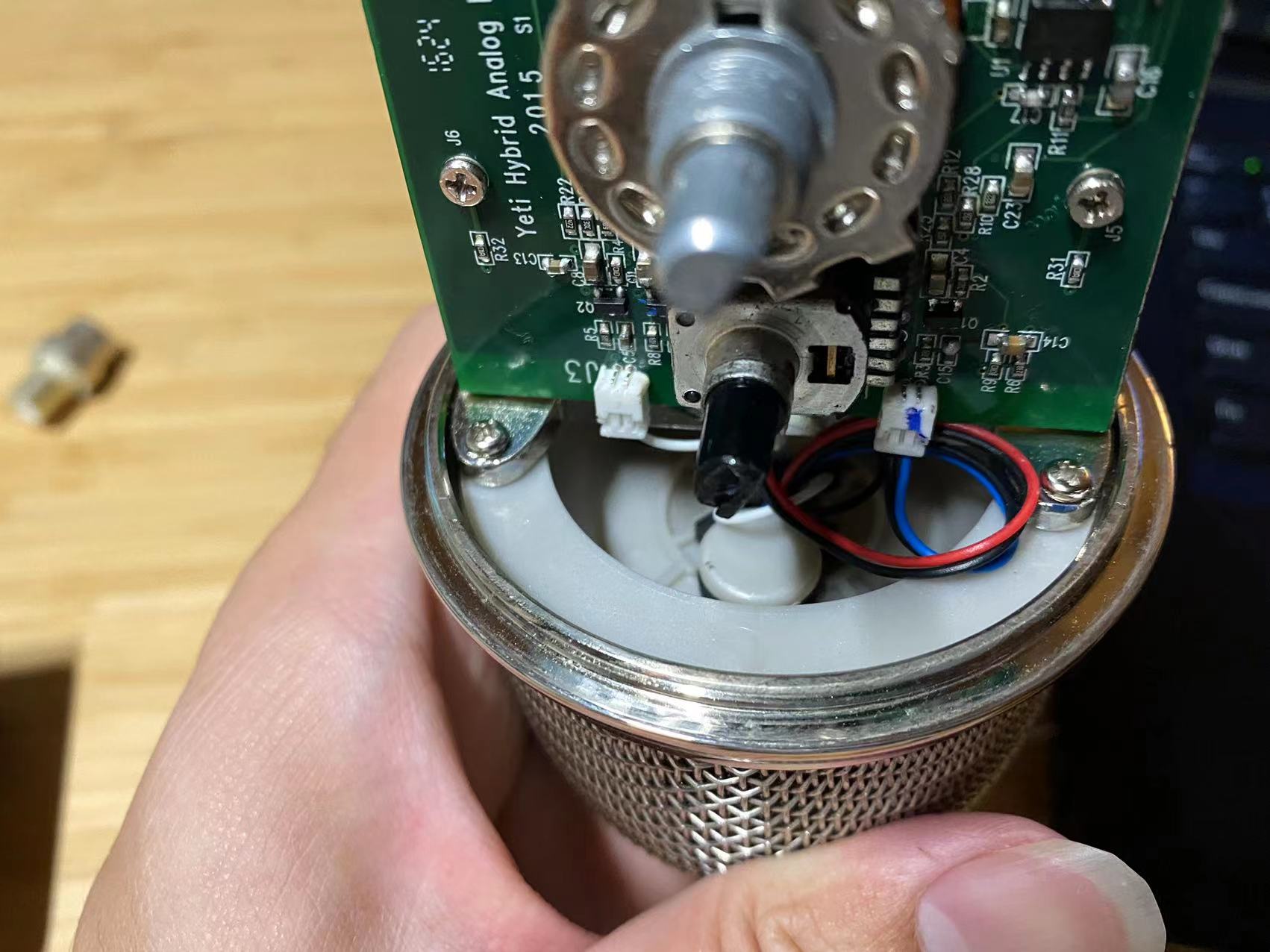 blueyeti麦克风拆测版,大雪怪pro麦克风