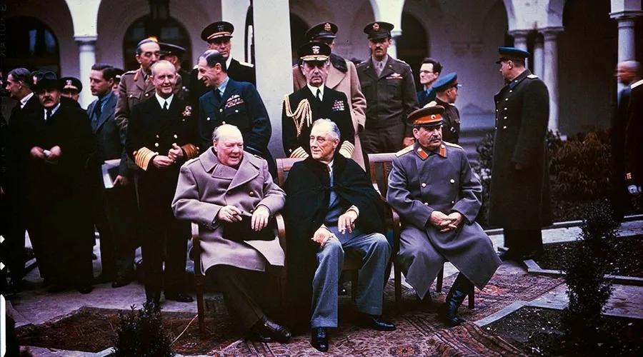 马歇尔计划旨在对抗东欧阵营,马歇尔计划与北约的关系