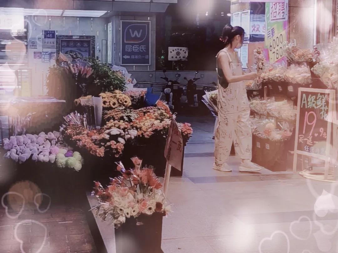 网络情人节520还是世界陌生人节,又是一年一度的520情人节