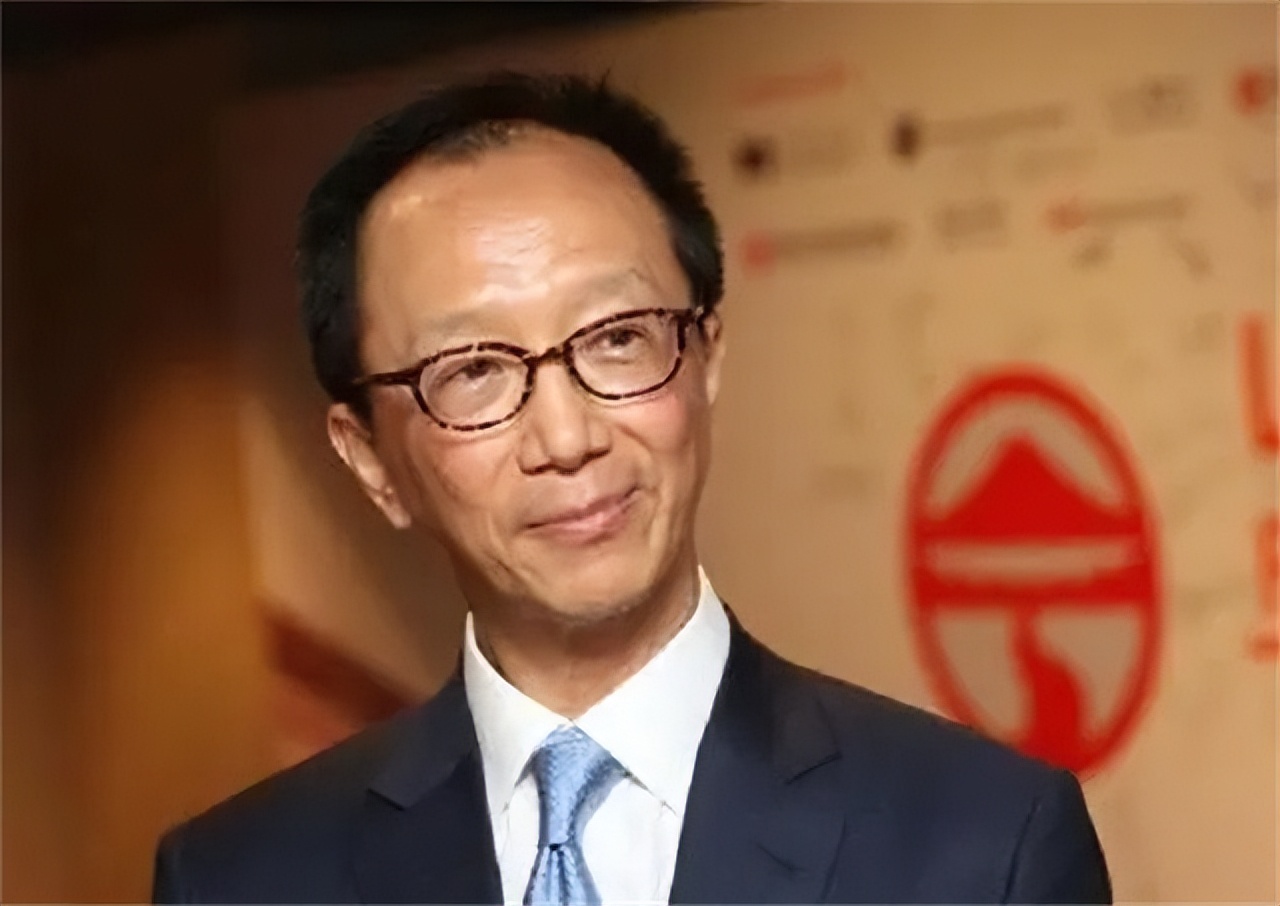 香港财神爷梁锦松与伏明霞的爱情故事