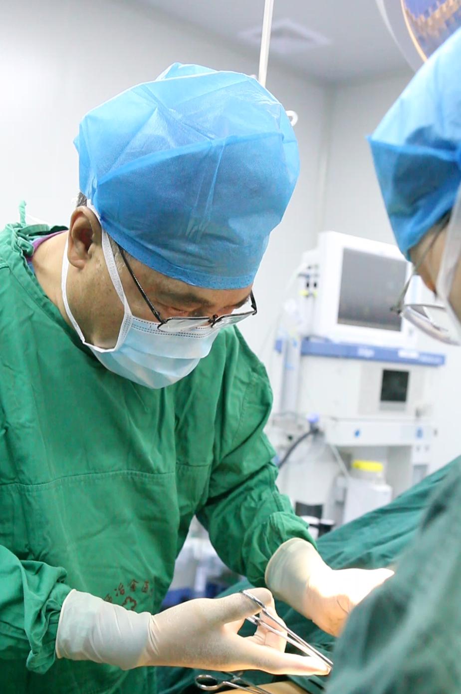 男子治疗静脉曲张视频,陕西省第一中医院治疗静脉曲张