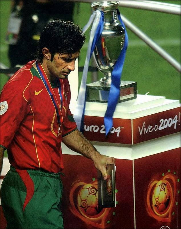 c罗将巅峰给了最弱的葡萄牙,c罗的磨难和荣耀